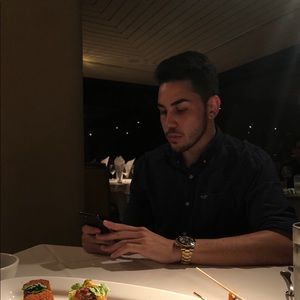 Meet your Posher, Justin